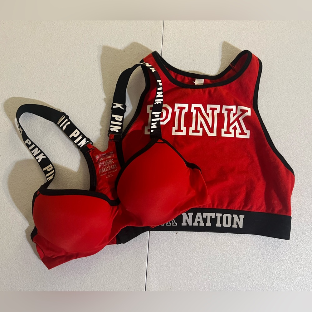 Victorias Secret PINK Ultimate Lightly Lined Active Sports Bra Small Red